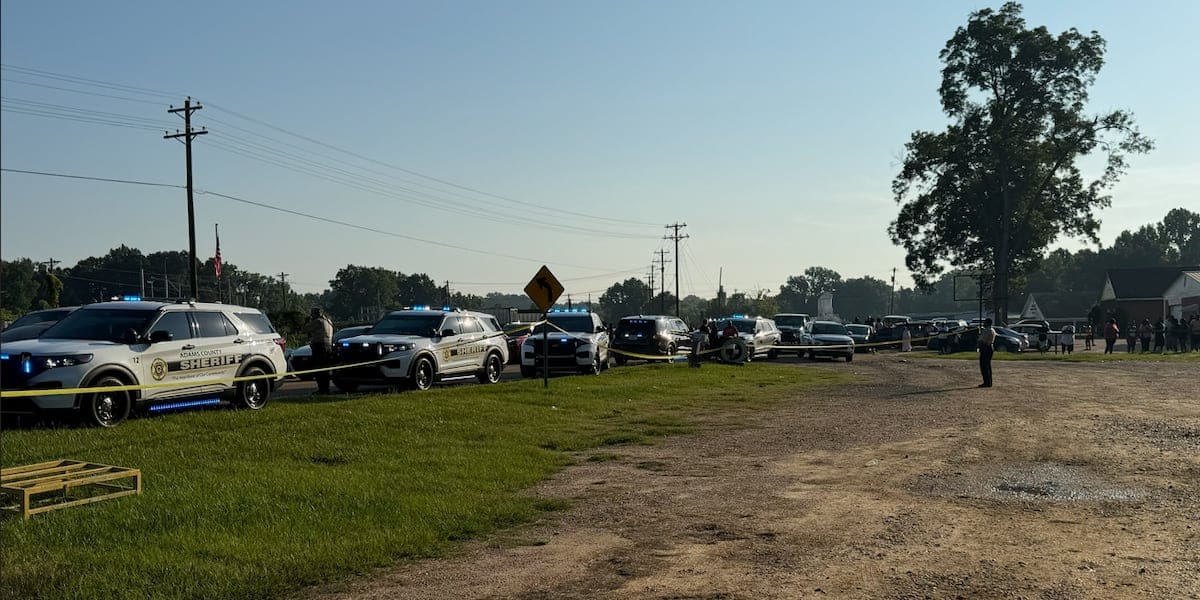 2 dead, 1 injured after early morning shooting at JROC’s in Adams County