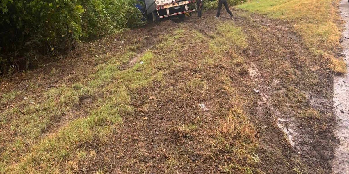 Second 18-wheeler crash blocks one lane of I-20 in Warren County